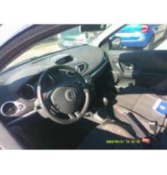 Feu arriere principal droit (feux) RENAULT CLIO 3 Photo n°8