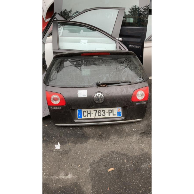 Malle/Hayon arriere VOLKSWAGEN PASSAT 5