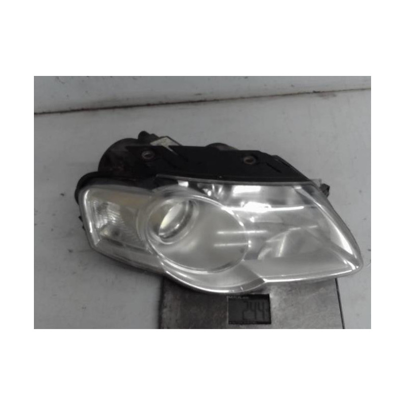 Optique avant principal droit (feux)(phare) VOLKSWAGEN PASSAT 5