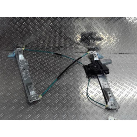 Moteur leve vitre avant gauche OPEL CORSA D Photo n°1