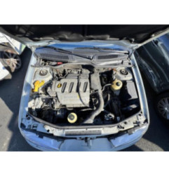 Pompe de direction RENAULT MEGANE 1 Photo n°8