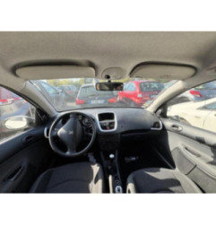 Compresseur clim PEUGEOT 206+ Photo n°17