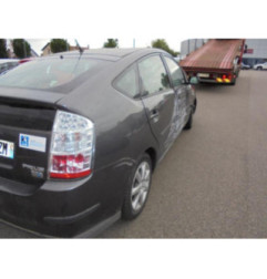 Attache ceinture avant droit TOYOTA PRIUS 2 Photo n°9