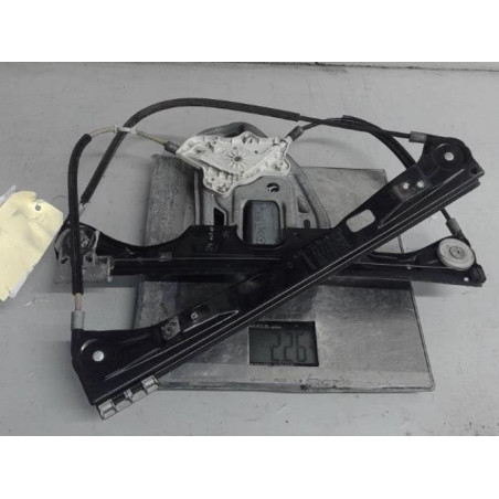 Moteur leve vitre avant gauche MERCEDES CLASSE C 203 COUPE SPORT Photo n°1