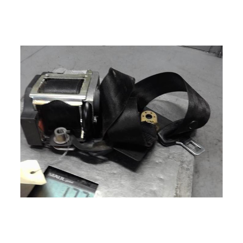 Ceinture avant droit VOLKSWAGEN PASSAT 4