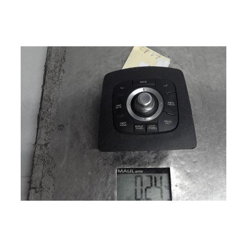Commande GPS RENAULT GRAND SCENIC 3