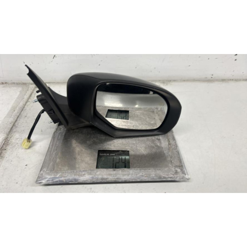 Retroviseur droit SUZUKI SWIFT 4