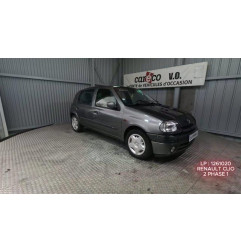 Calandre RENAULT CLIO 2 Photo n°5