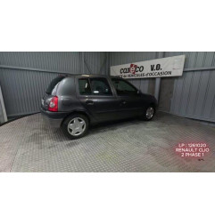Calandre RENAULT CLIO 2 Photo n°6