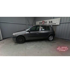 Calandre RENAULT CLIO 2 Photo n°10