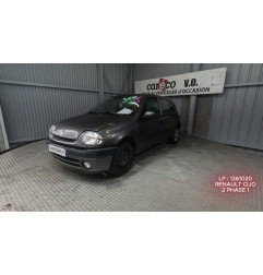 Calandre RENAULT CLIO 2 Photo n°11