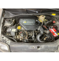 Calandre RENAULT CLIO 2 Photo n°13