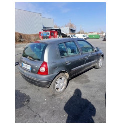 Calandre RENAULT CLIO 2 Photo n°16