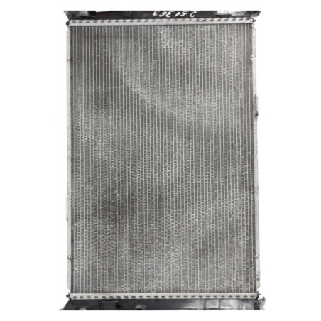 Radiateur eau MERCEDES CLASSE GLA 156 Photo n°1