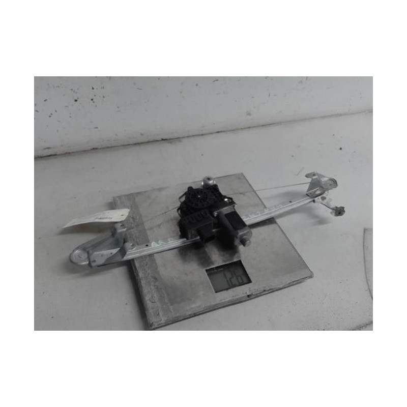 Moteur leve vitre arriere droit OPEL ZAFIRA B