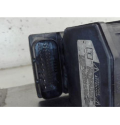 Bloc ABS (freins anti-blocage) TOYOTA AVENSIS 2 Photo n°4