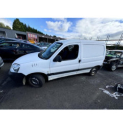 Calandre PEUGEOT PARTNER 1 Photo n°11