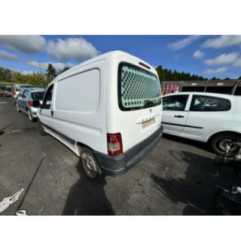 Calandre PEUGEOT PARTNER 1 Photo n°15