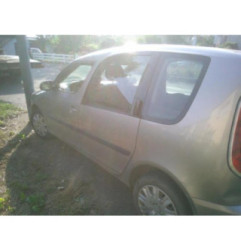 Capot SKODA ROOMSTER Photo n°8