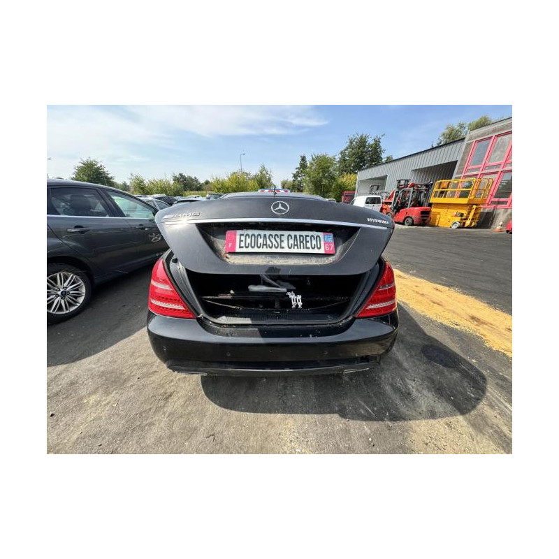 Malle/Hayon arriere MERCEDES CLASSE S 221