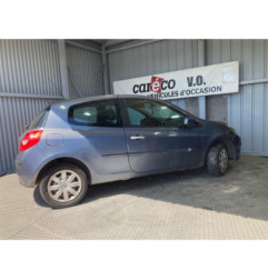 Cache moteur  RENAULT CLIO 3 Photo n°7