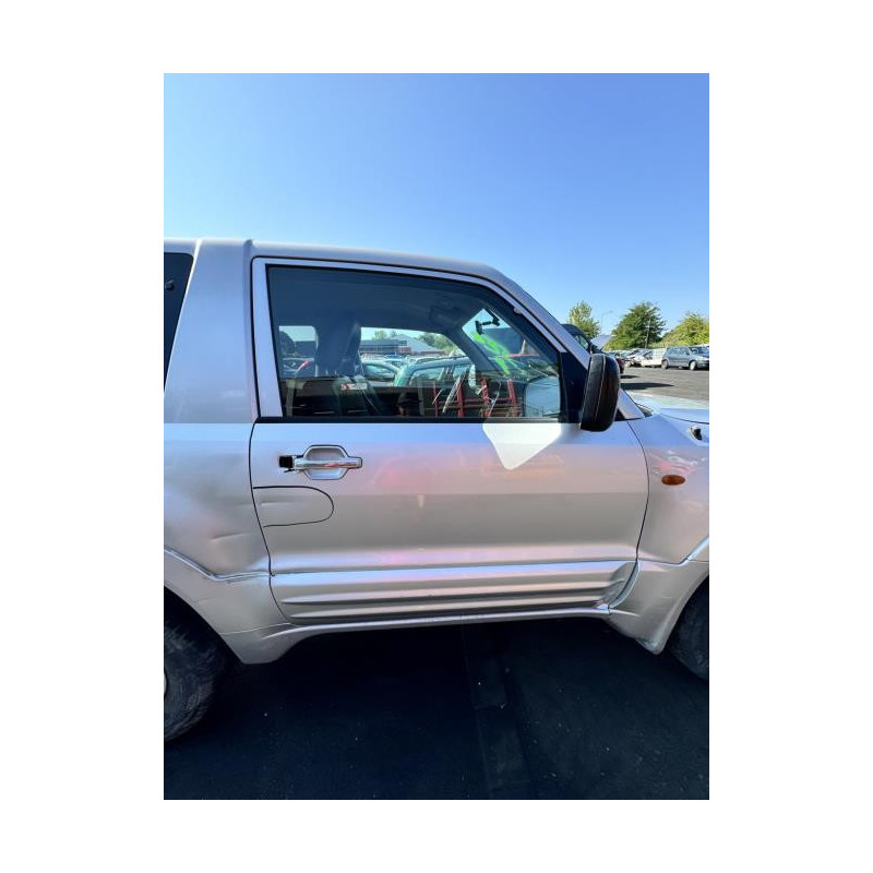 Porte avant droit MITSUBISHI PAJERO 3