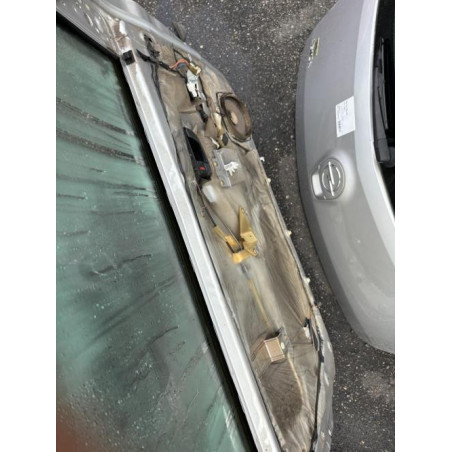 Porte avant gauche MITSUBISHI PAJERO 3