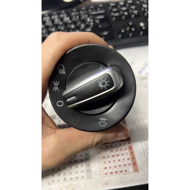 Commande de phare VOLKSWAGEN POLO 5