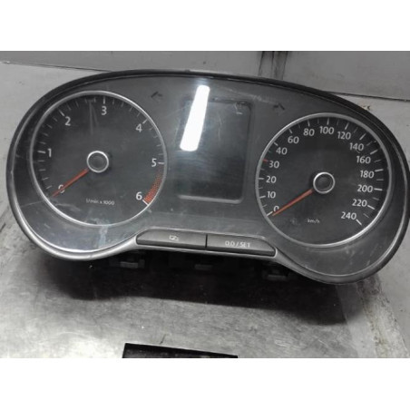 Compteur VOLKSWAGEN POLO 5 Photo n°1
