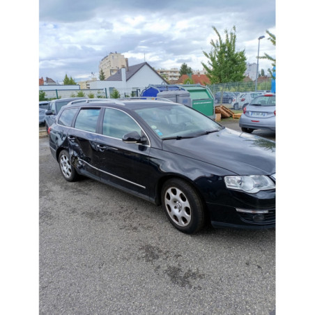 Boite de vitesses VOLKSWAGEN PASSAT 5 Photo n°1