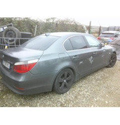 Pompe de direction BMW SERIE 5 E60 Photo n°8