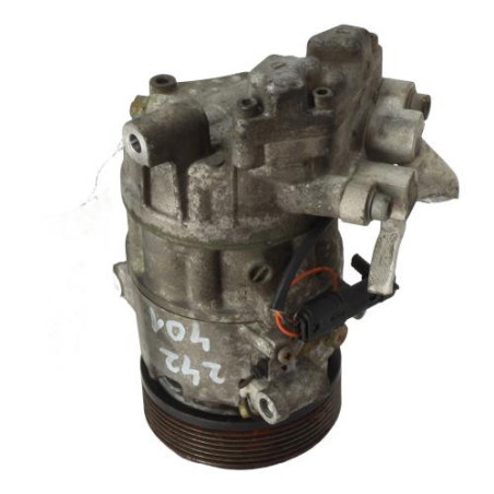 Compresseur clim BMW SERIE 1 E87 Photo n°1