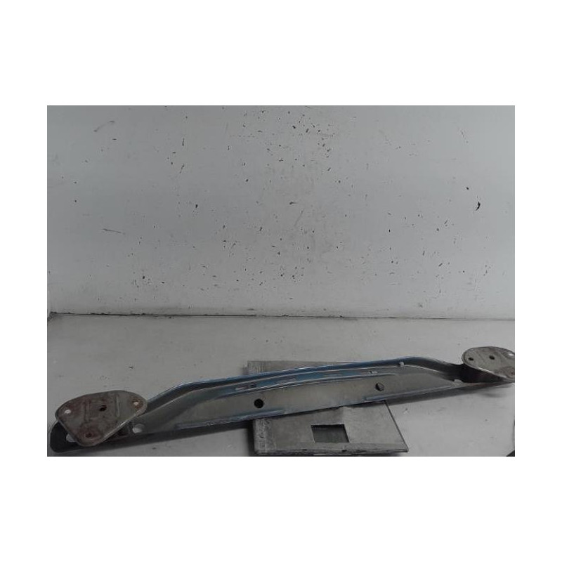 Renfort pare choc arriere (traverse) PEUGEOT 107