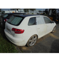 Vitre avant gauche AUDI A3 2 Photo n°4