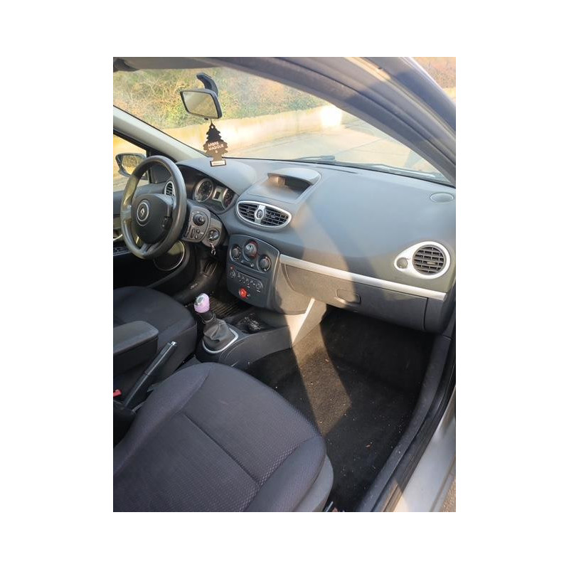 Moyeu avant gauche RENAULT MEGANE 3