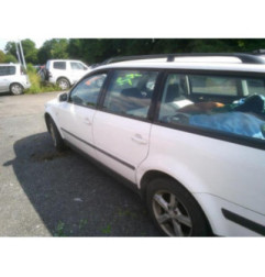 Optique avant principal droit (feux)(phare) VOLKSWAGEN PASSAT 4 Photo n°9