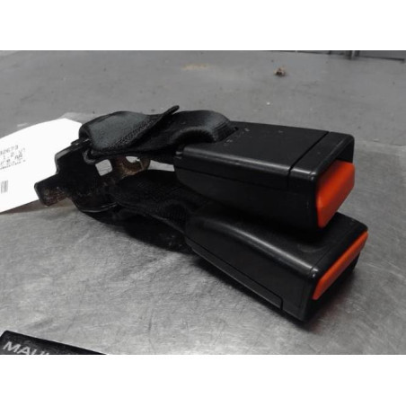 Attache ceinture arriere gauche PEUGEOT 208 1 Photo n°1