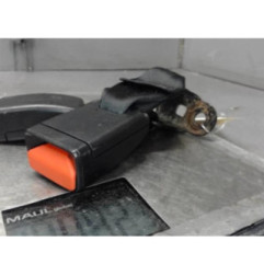 Attache ceinture arriere gauche PEUGEOT 208 1 Photo n°4