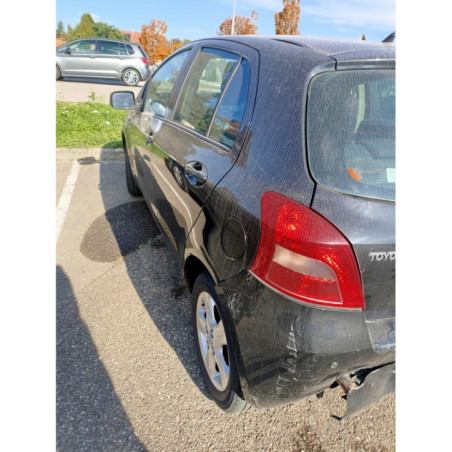 Moteur TOYOTA YARIS 2 Photo n°1