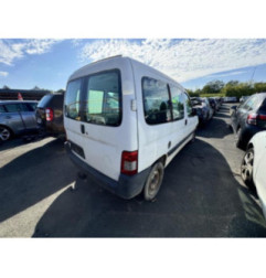 Calandre PEUGEOT PARTNER 1 Photo n°15