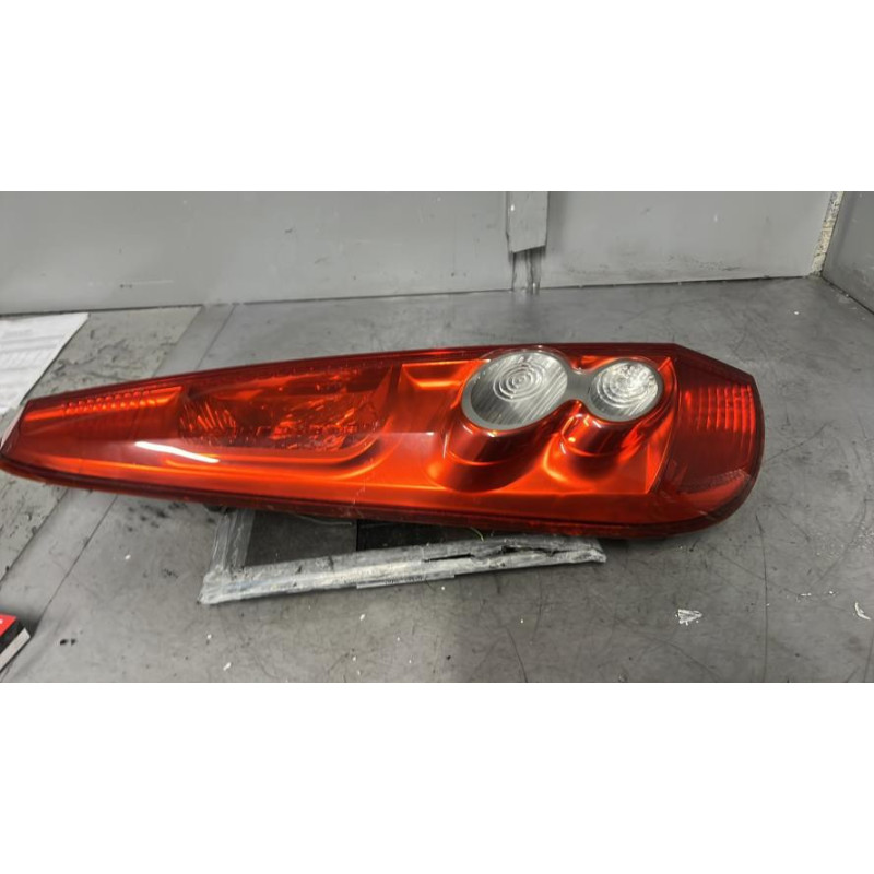 Feu arriere principal gauche (feux) FORD FIESTA 5
