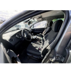 Attache ceinture avant gauche PEUGEOT 5008 1 Photo n°19