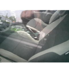 Capot RENAULT CLIO 3 Photo n°6