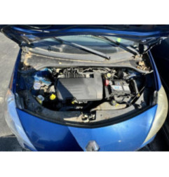 Capot RENAULT CLIO 3 Photo n°8