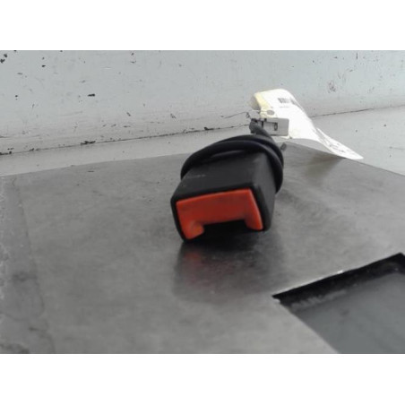 Attache ceinture avant gauche FORD KA 2