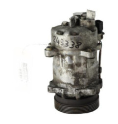 Compresseur clim VOLKSWAGEN GOLF 4 Photo n°4