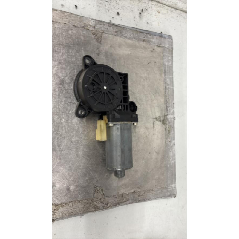 Moteur leve vitre avant gauche FORD FIESTA 5