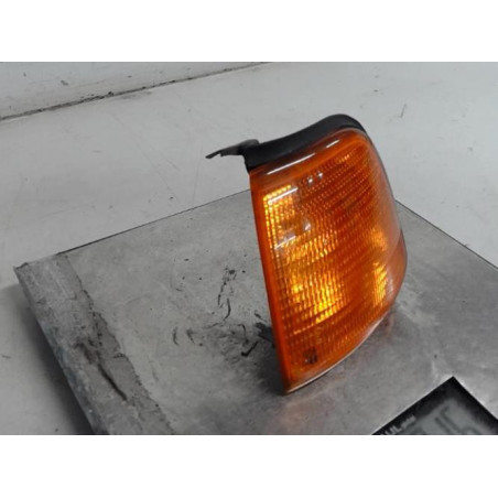 Optique avant secondaire gauche (feux)(clignotant) AUDI 80 3