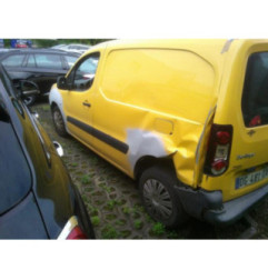 Attache ceinture centrale avant CITROEN BERLINGO 2 Photo n°3