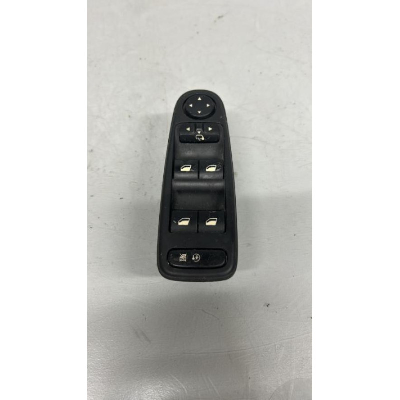 Interrupteur de leve vitre avant gauche CITROEN C4 PICASSO 1